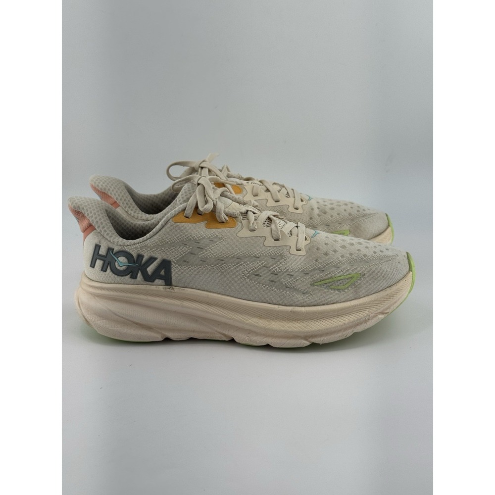 Hoka One One Clifton 9 Womens Vanilla Athletic Running Shoes Sneakers Sz 9.5 B